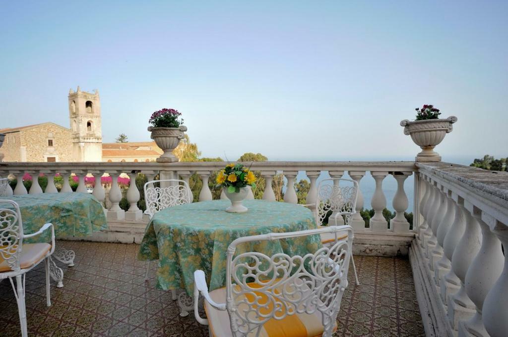 Hotel Villa Riis Taormina Exterior photo
