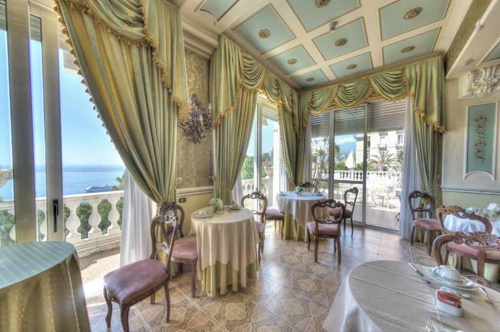 Hotel Villa Riis Taormina Exterior photo